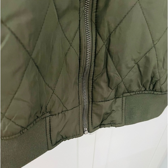 Thread & Supply olive green stand collar quilted bomber jacket women size Large - Picture 4 of 9